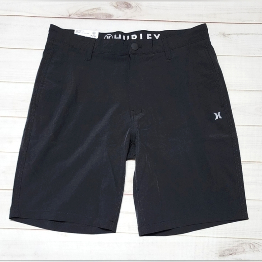 Hurley All Day Hybrid Short in Black Size 32 - New With Tags